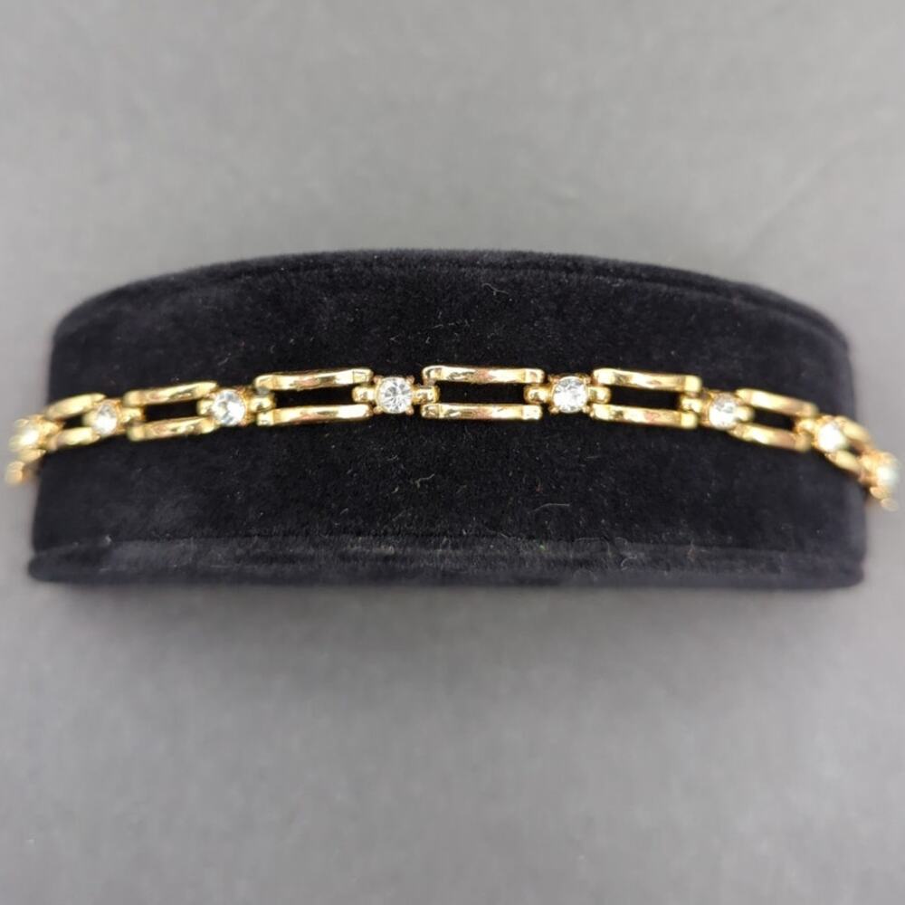Vintage Fashion 8" BRACELET missing one crystal goldtone and crystals oblong